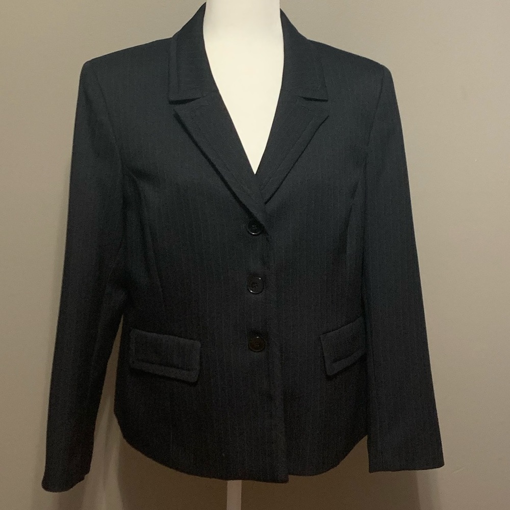Evan-Picone Navy Blue Suit set